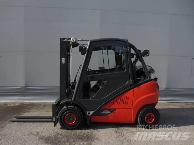 Linde H20T Gas Stapler