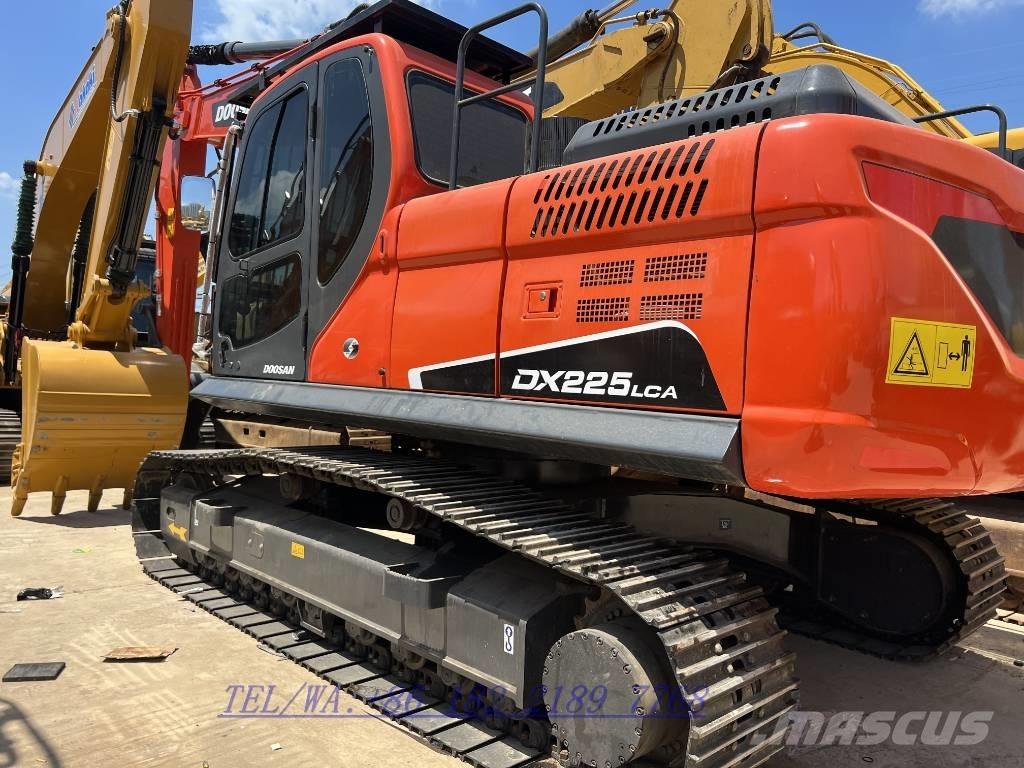 Doosan DX225 Raupenbagger