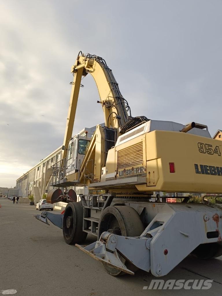 Liebherr A 954 B HD Materialumschlag