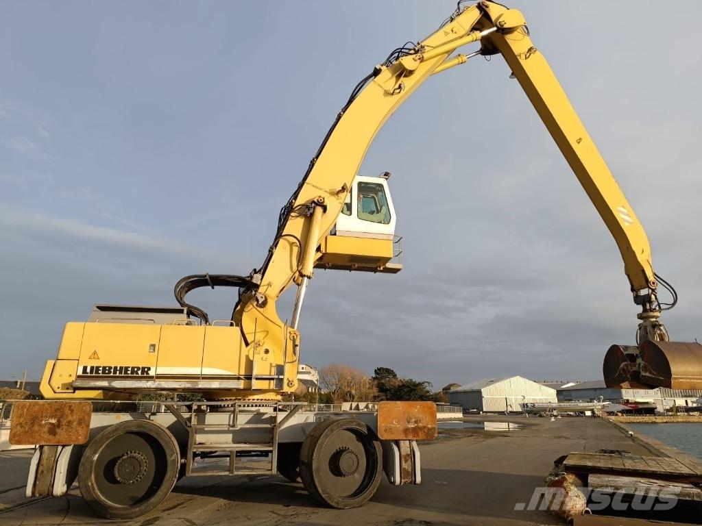 Liebherr A 954 B HD Materialumschlag