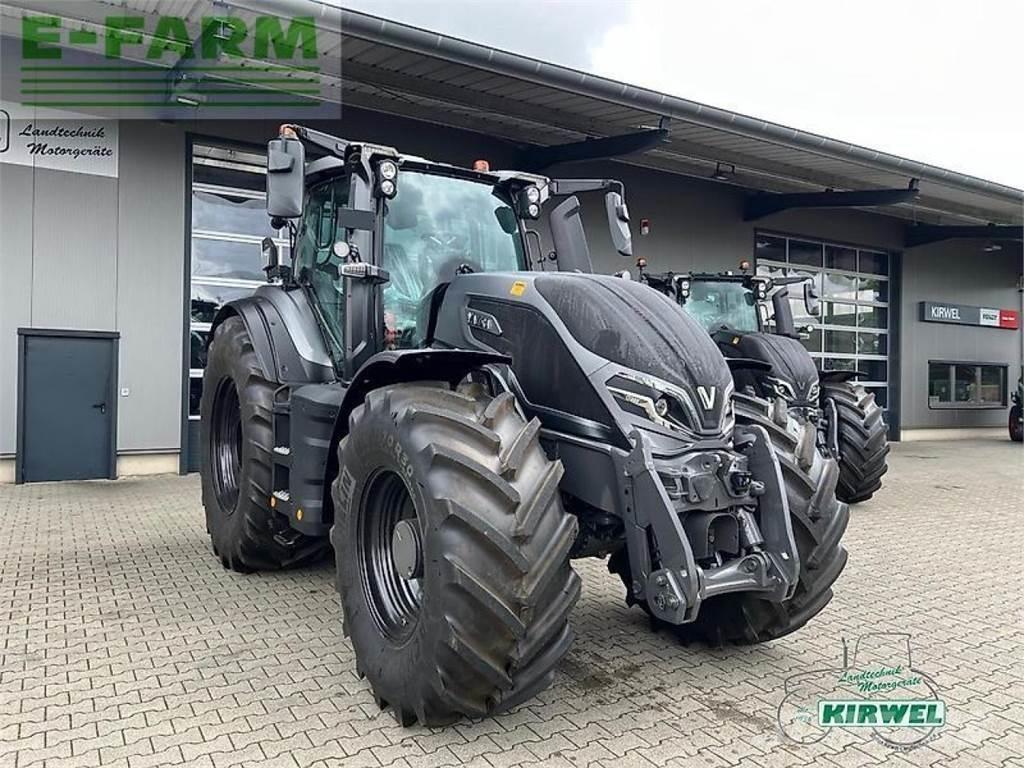Valtra q 285 Traktoren