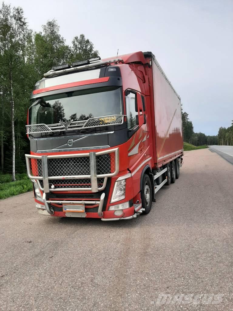 Volvo FH 13 Holztransportanhänger