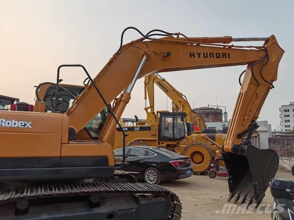 Hyundai 220LC-9s Raupenbagger