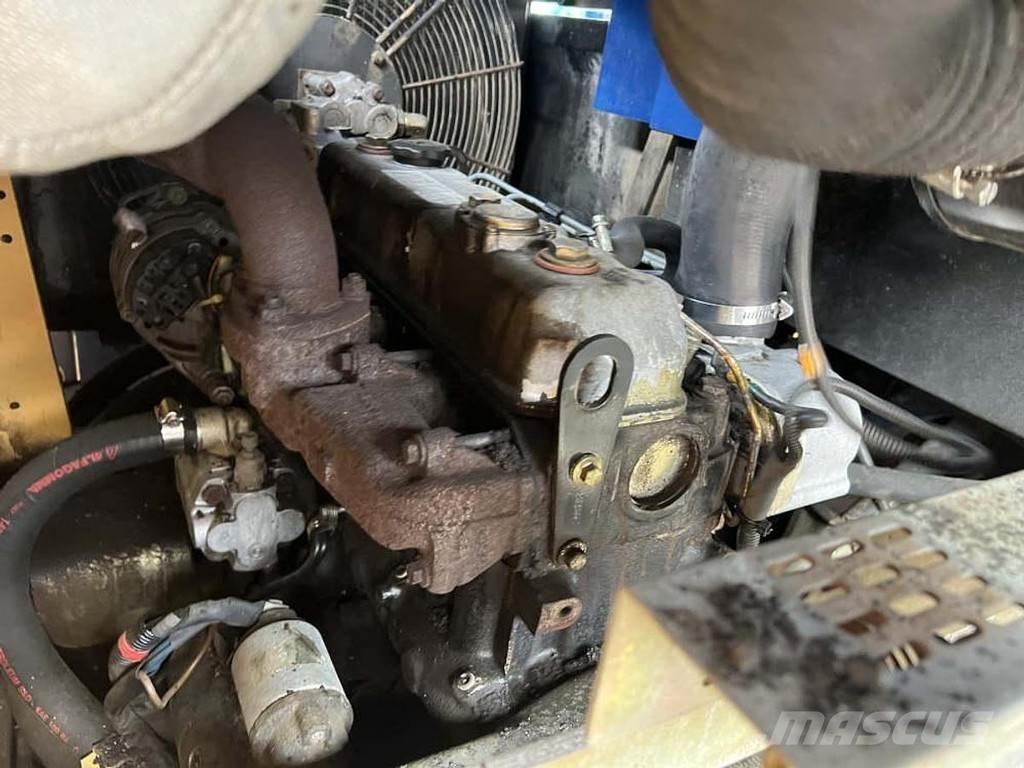 Marini MF 331 Strassenfertiger