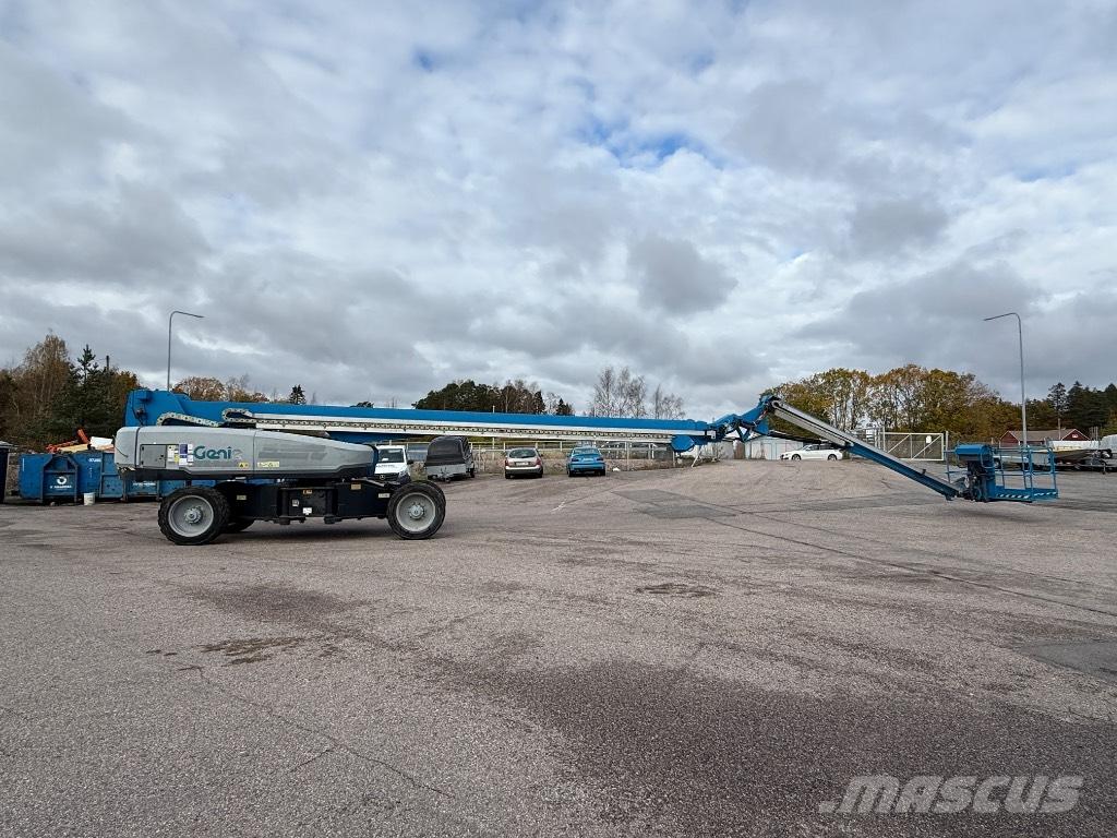 Genie SX 135 XC Gelenkteleskoparbeitsbühnen