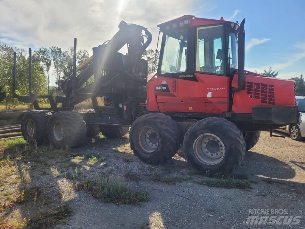 Komatsu 840 TX Forwarder