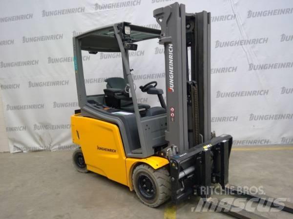 Jungheinrich EFG 320 Elektro Stapler