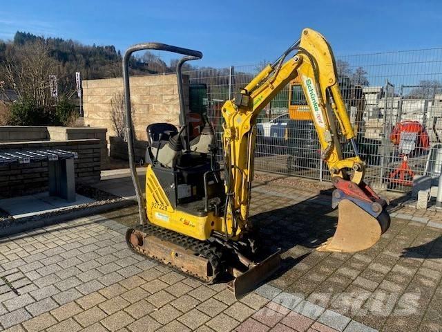 New Holland E 09 SR Minibagger < 7t