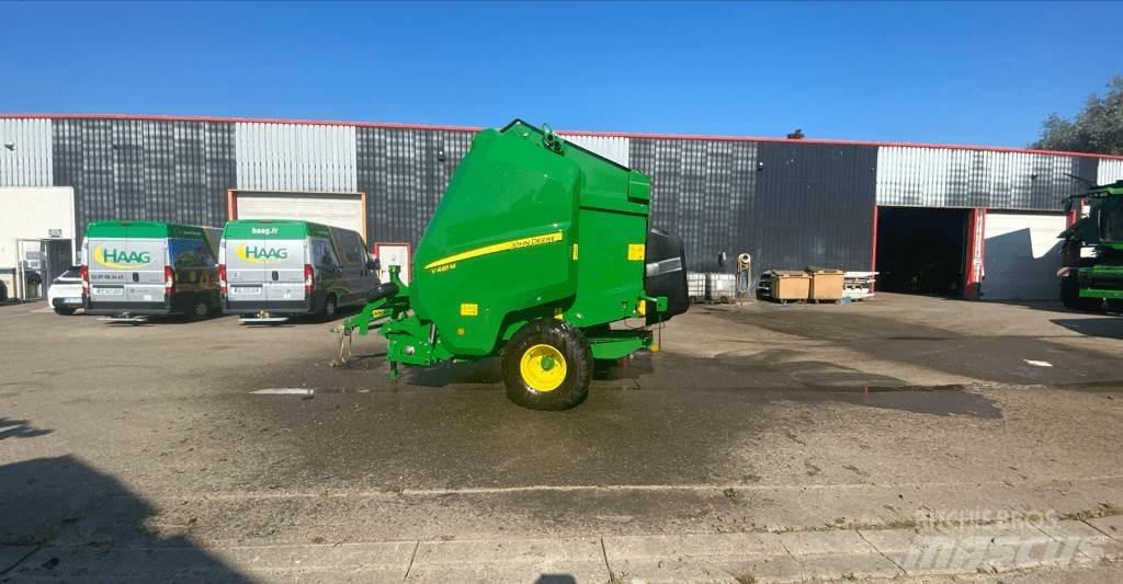 John Deere V461M Rundballenpressen