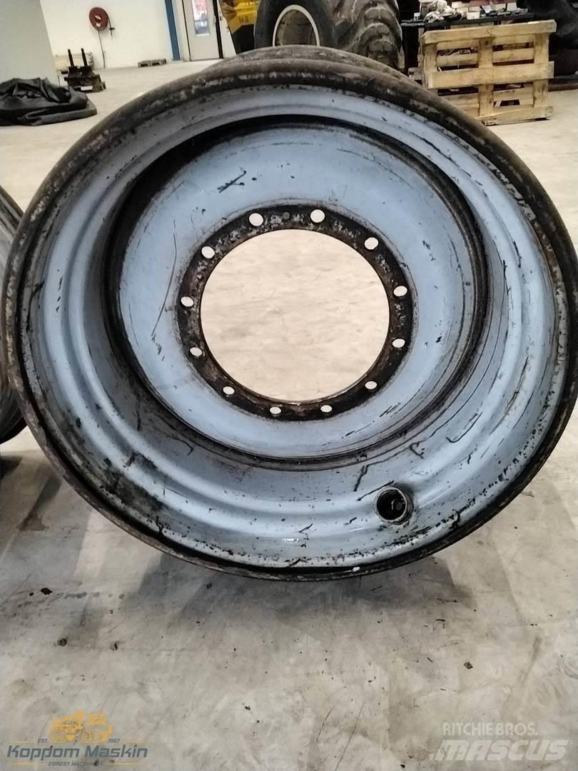 Valmet 901 20x34 Reifen