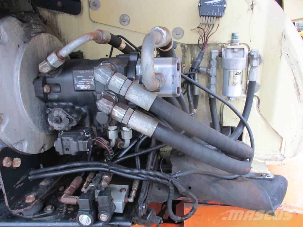 JLG 660 SJ (881) Gelenkteleskoparbeitsbühnen