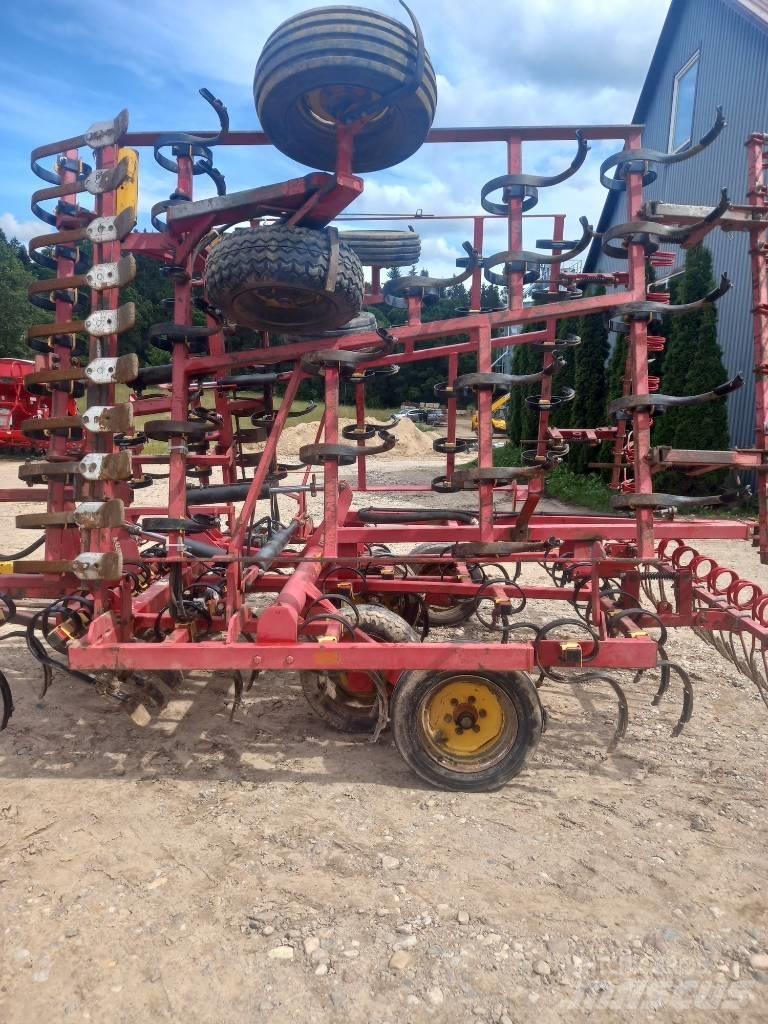 Väderstad NZ 600 Grubber