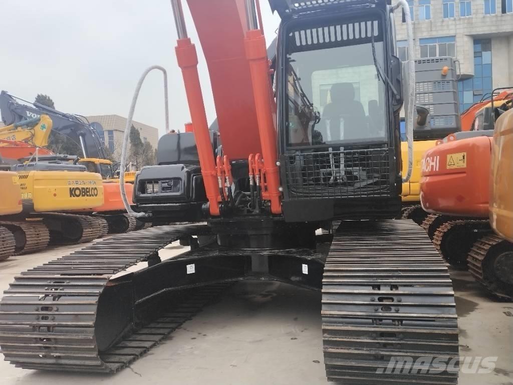 Hitachi ZX 200 Raupenbagger