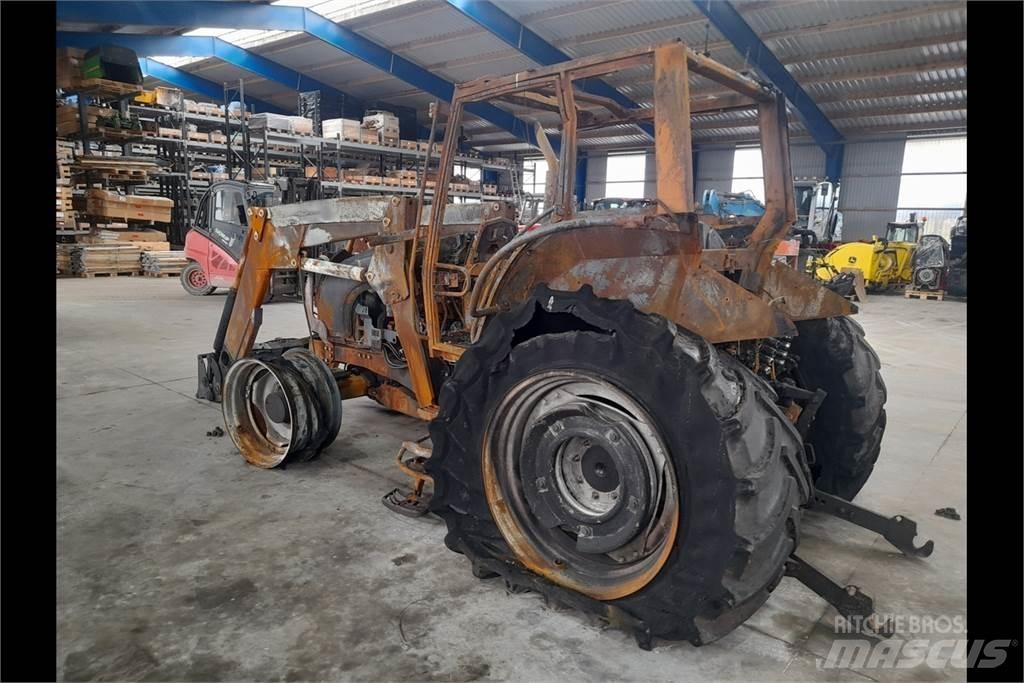 Valtra N121 Traktoren
