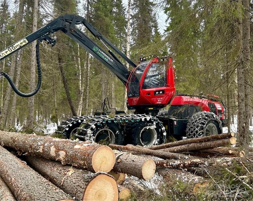 Komatsu 951 Harvester