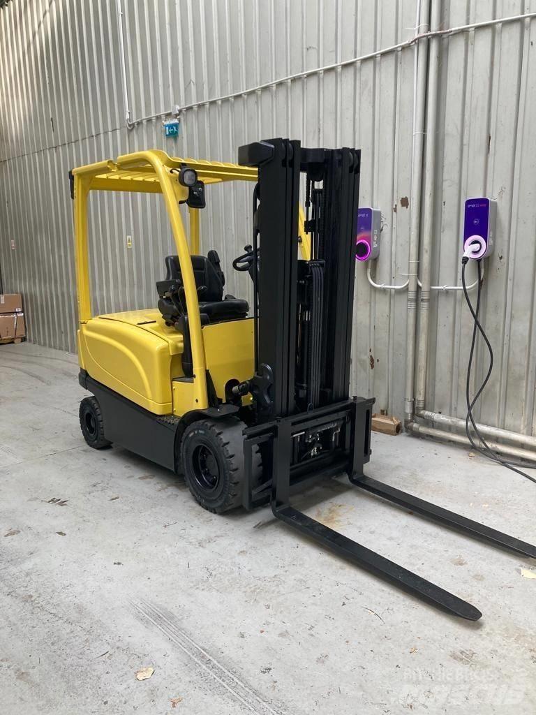 Hyster J2.5XN Elektro Stapler