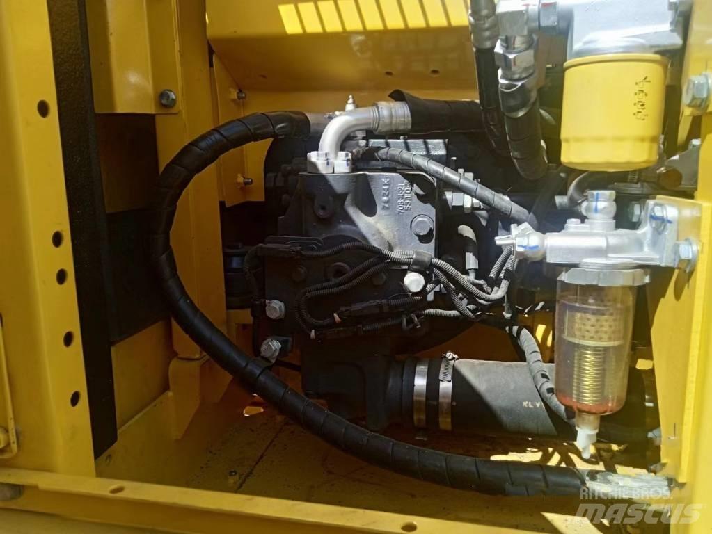 Komatsu PC130-7 Raupenbagger