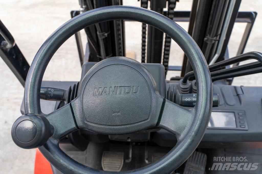 Manitou MI 25 D Diesel Stapler