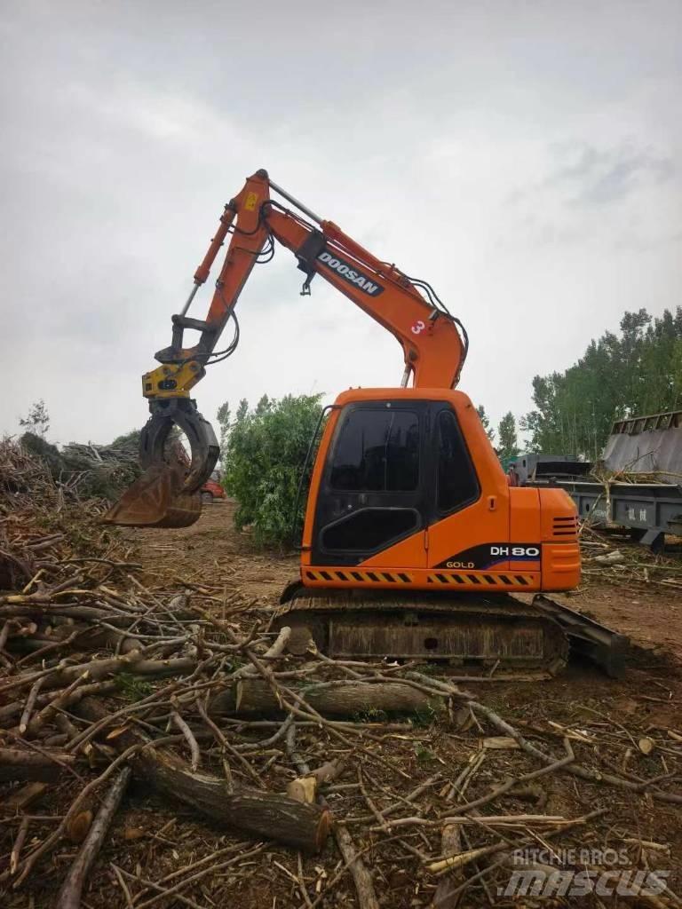 Doosan DH80 Raupenbagger