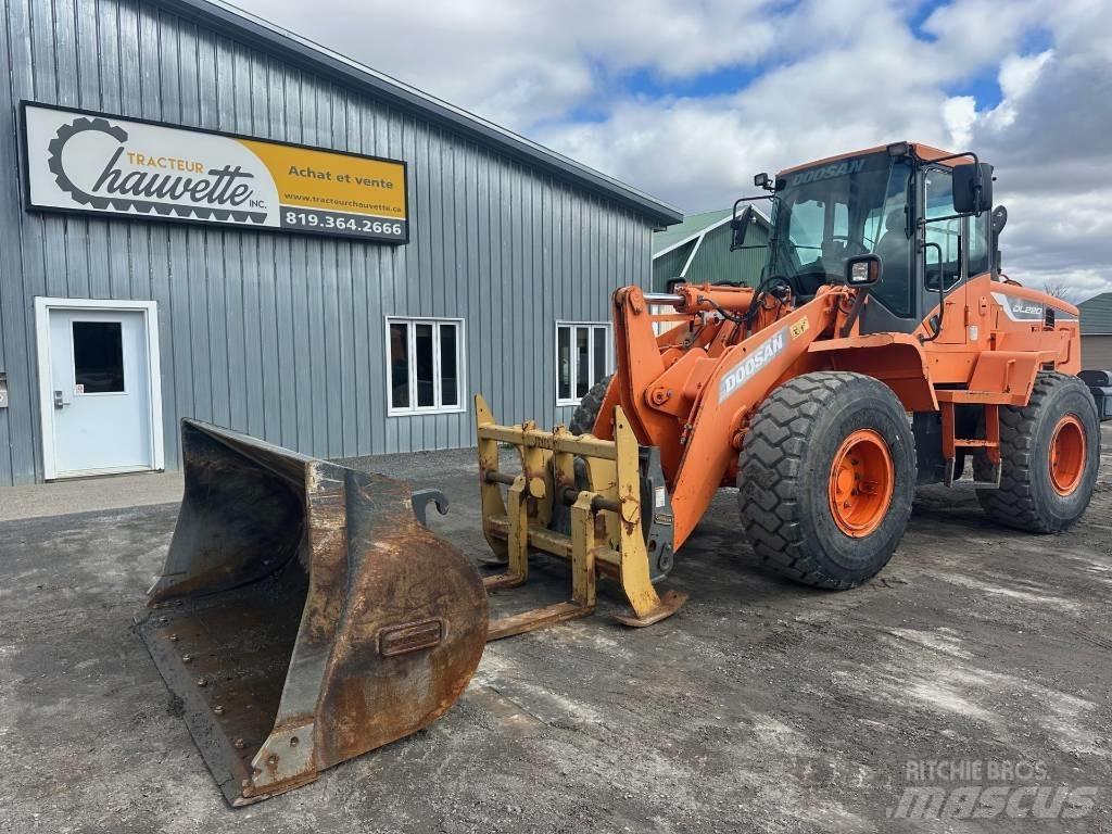 Doosan DL220-5 Radlader
