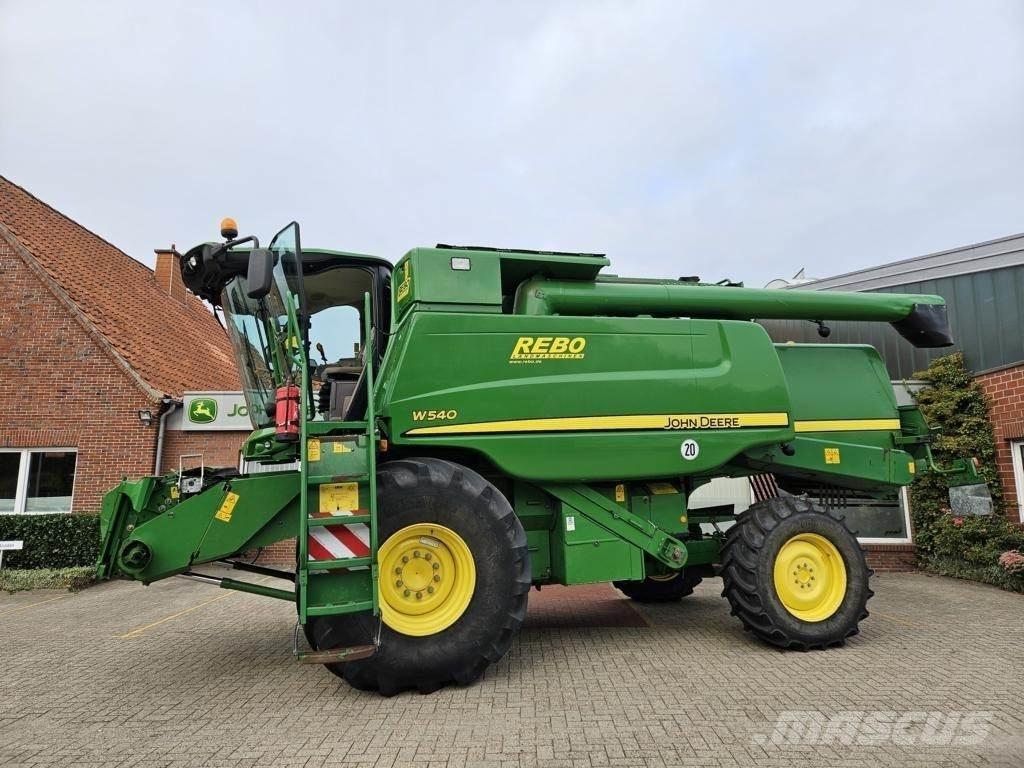 John Deere W 540 Mähdrescher