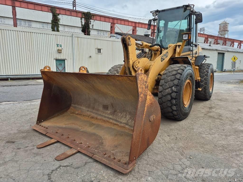 CASE 621 D Radlader