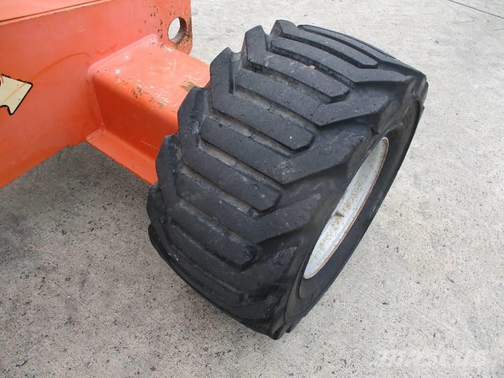 JLG 510 AJ (271) Kompakte selbstfahrende Hebebühnen