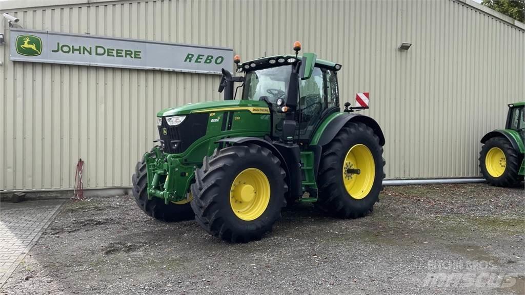 John Deere 6R250 Traktoren