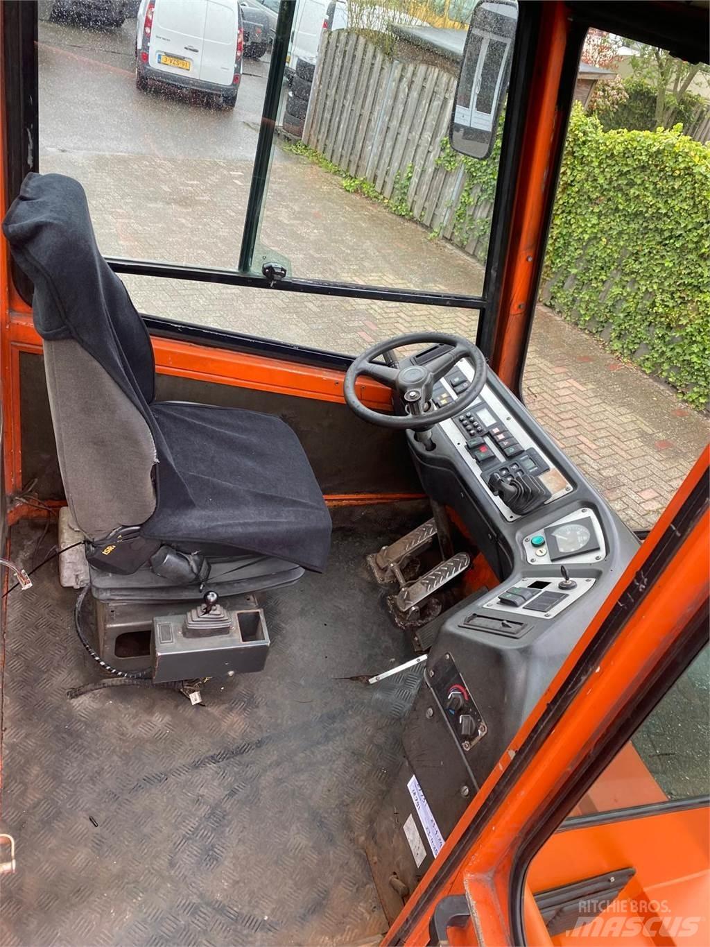 Terberg YT182 Terminalzugmaschinen