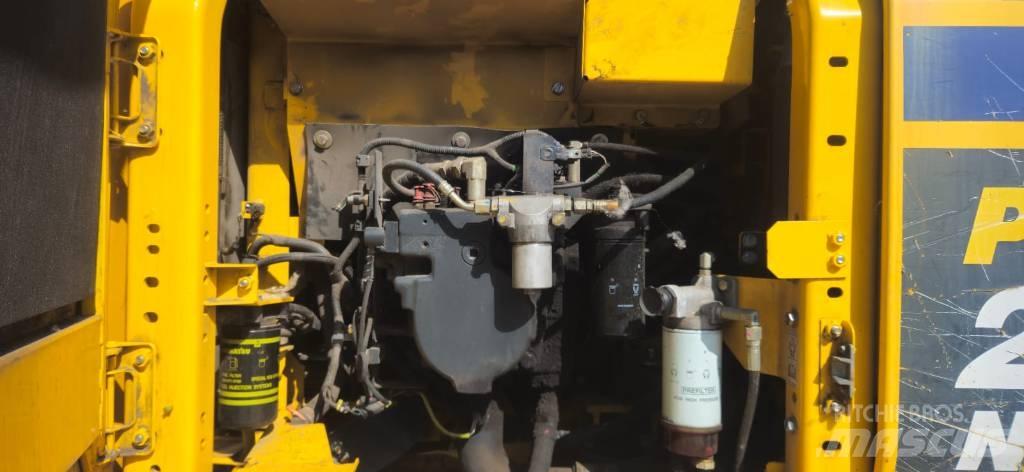 Komatsu PC240NLC-11 Raupenbagger