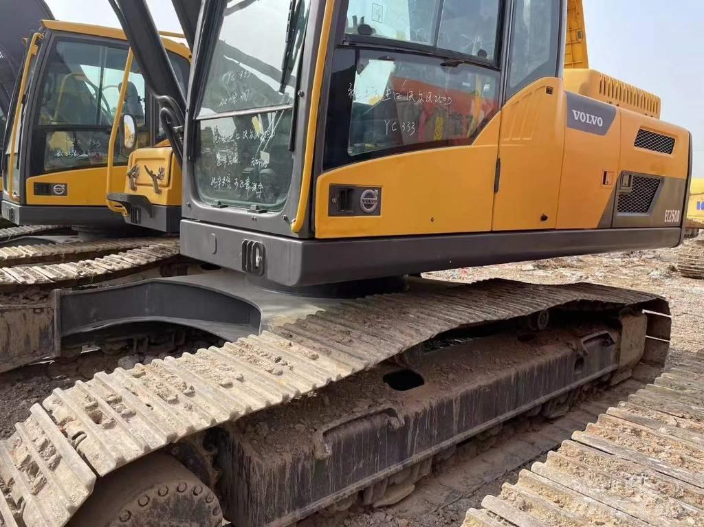 Volvo EC 250 D L Raupenbagger