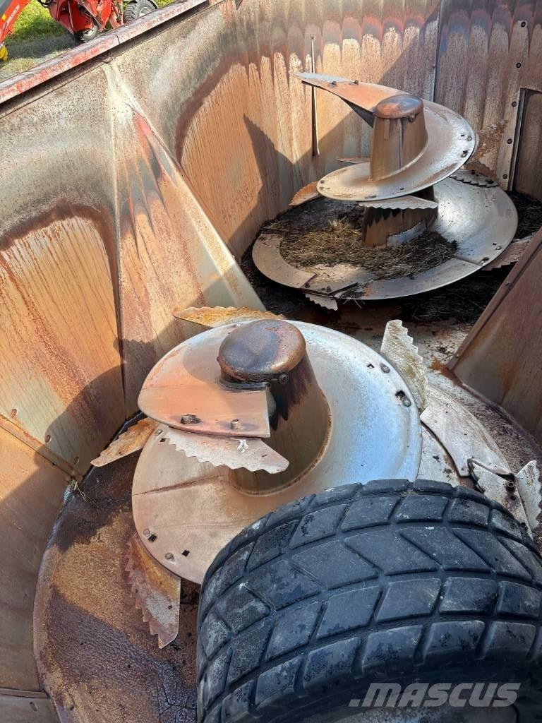 Kuhn EuroMix I Futtermischwagen