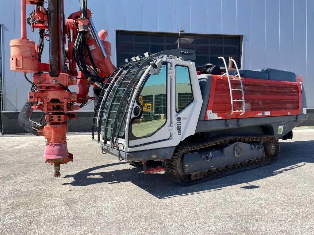 Sandvik DI 600 Oberflächenbohrgeräte