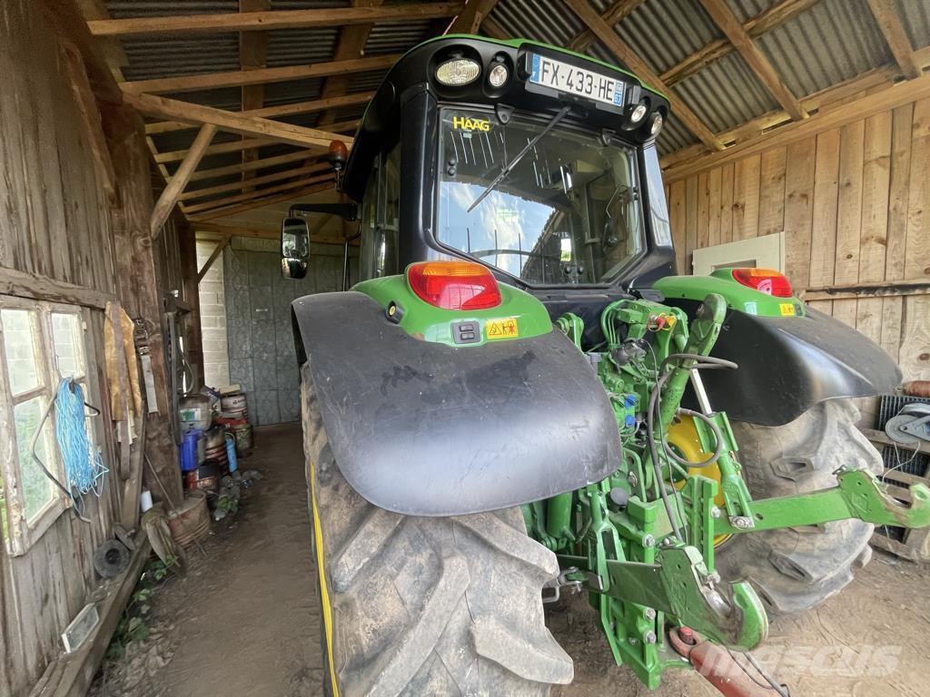John Deere 6110M Traktoren