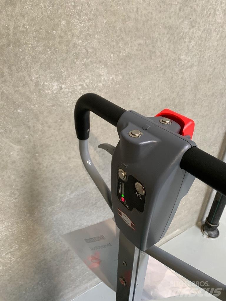 Ameise SPM-113 Niedergabelstapler