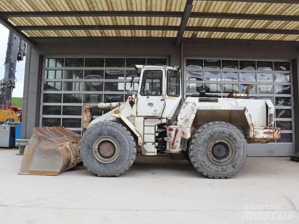 Liebherr L 551 Radlader