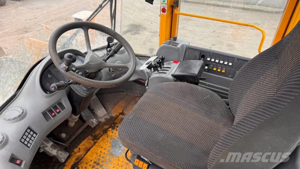 Volvo L 120 E Radlader