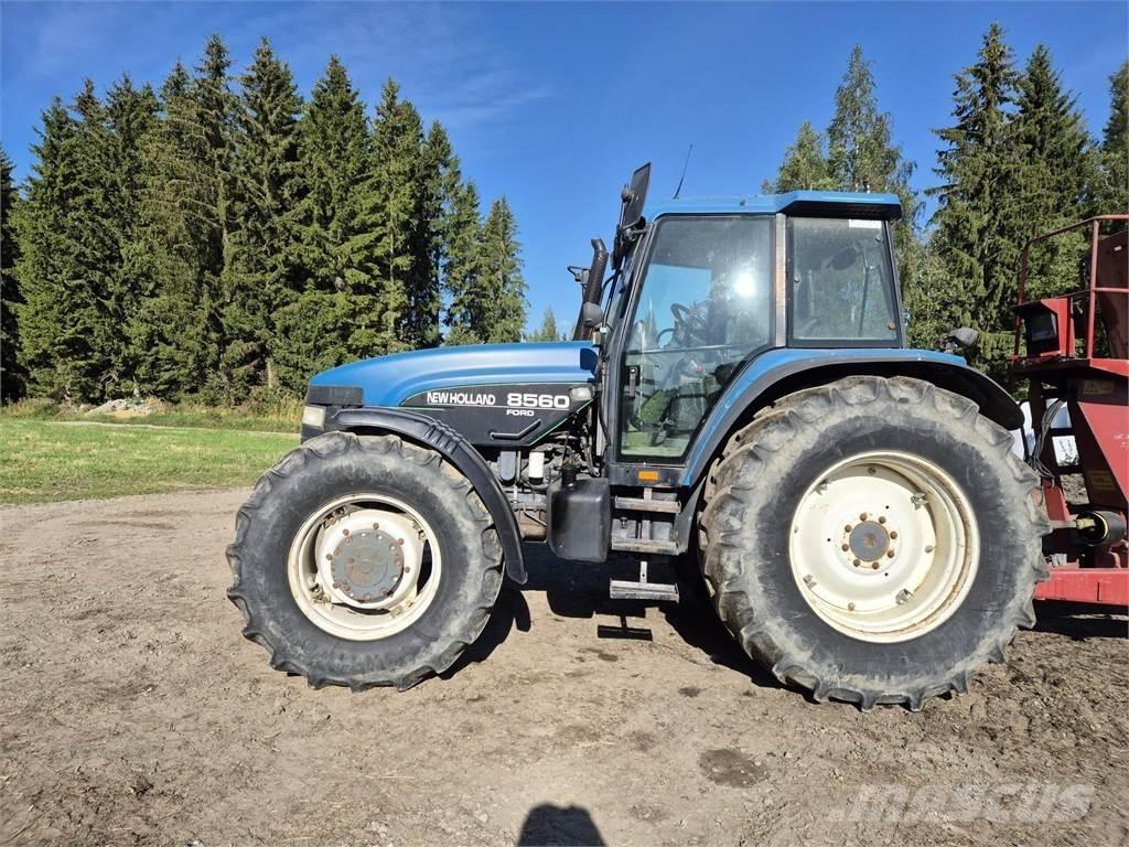 New Holland 8560RC Traktoren