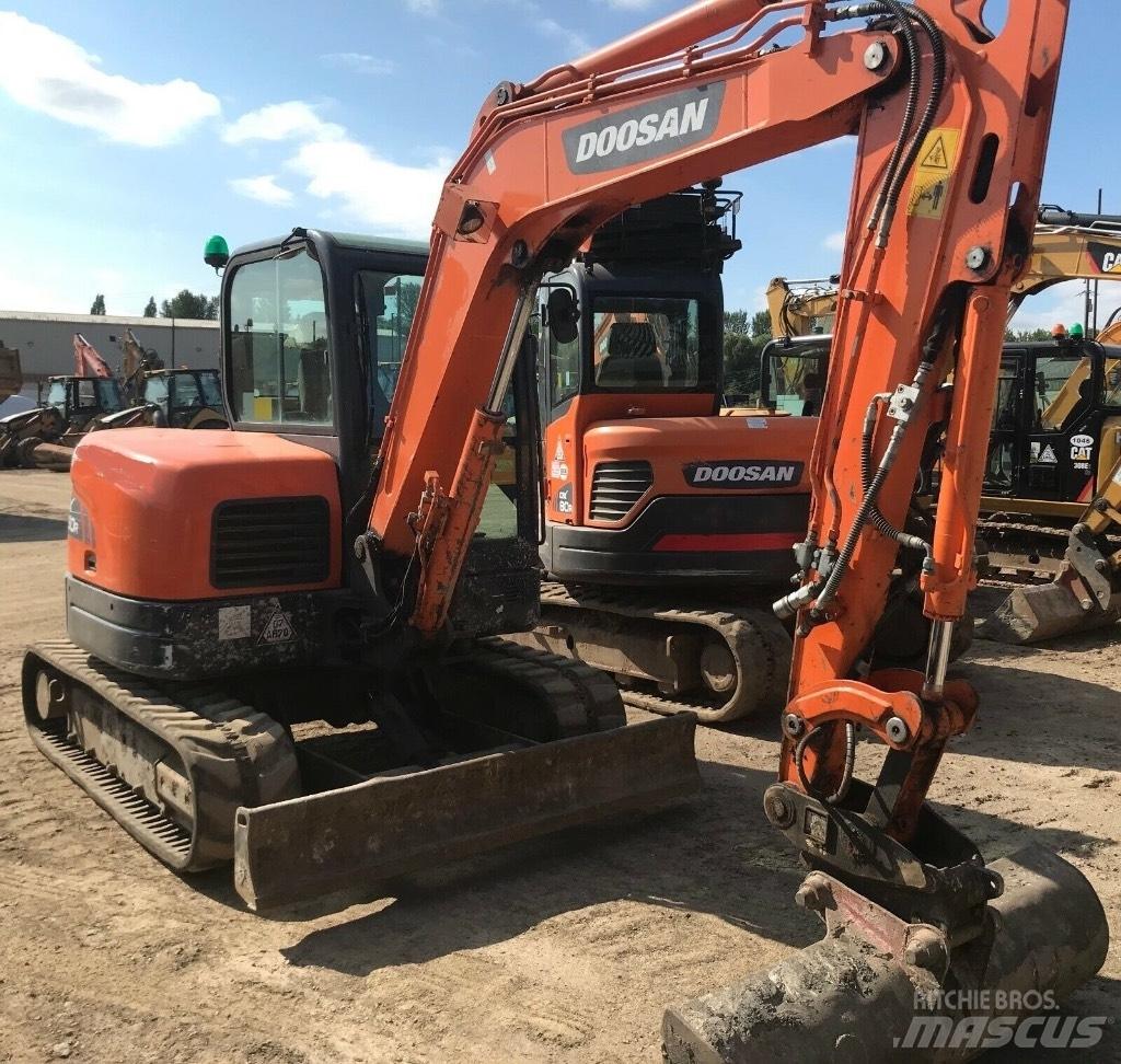 Doosan DX 60 R Minibagger < 7t