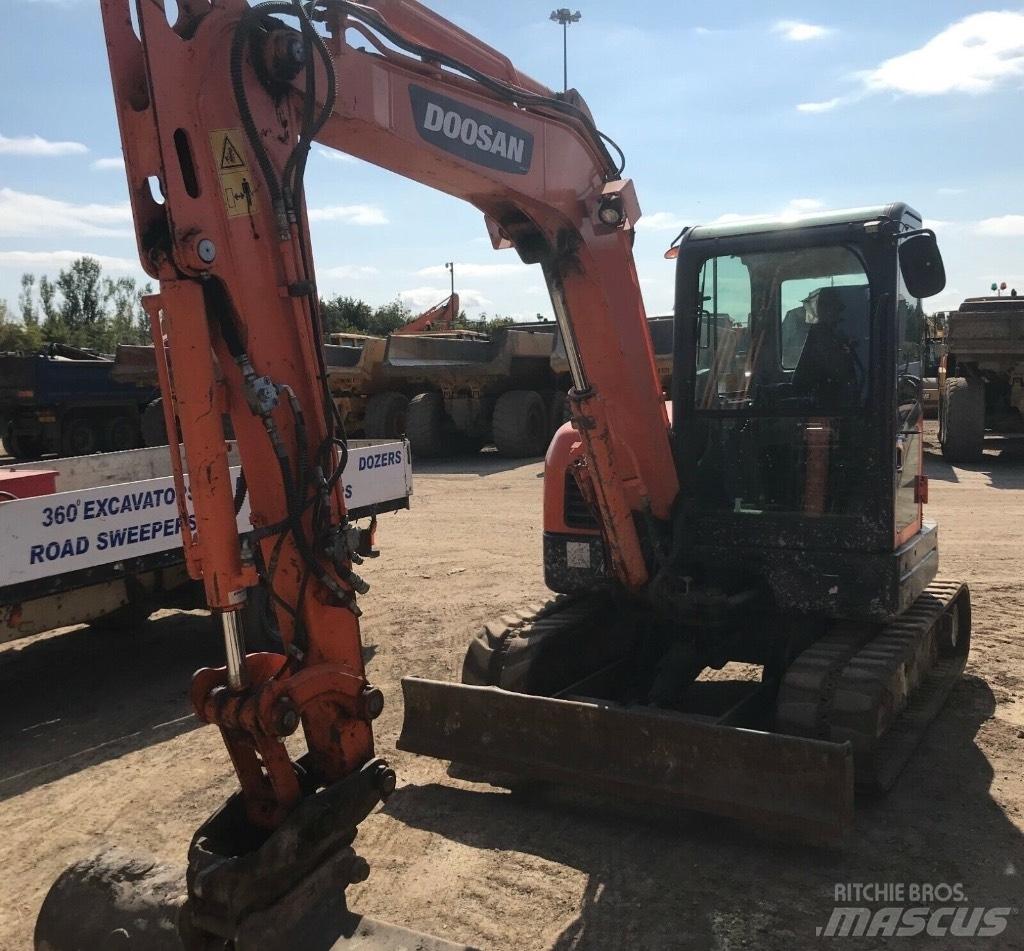 Doosan DX 60 R Minibagger < 7t