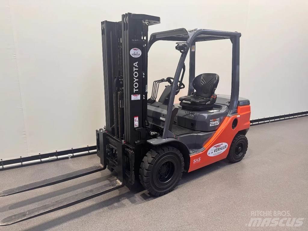 Toyota 52-8 FDF 25 Diesel Stapler