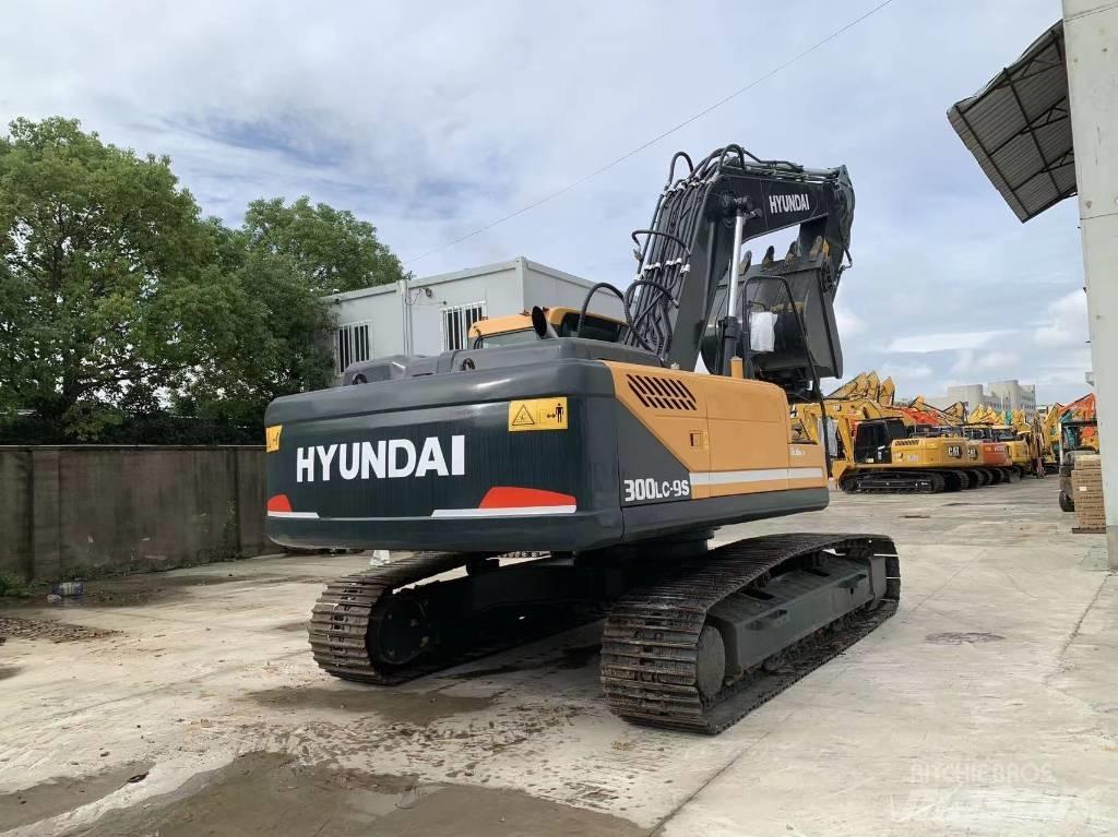 Hyundai R300LS-9S Raupenbagger