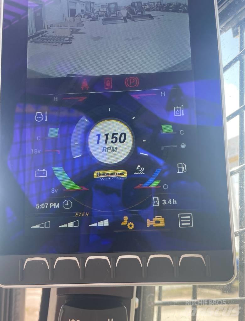 New Holland C345 Kompaktlader