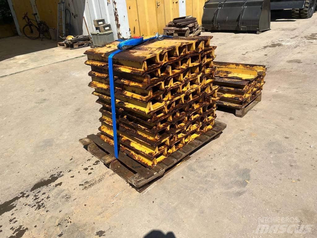 CAT D 6 Ketten