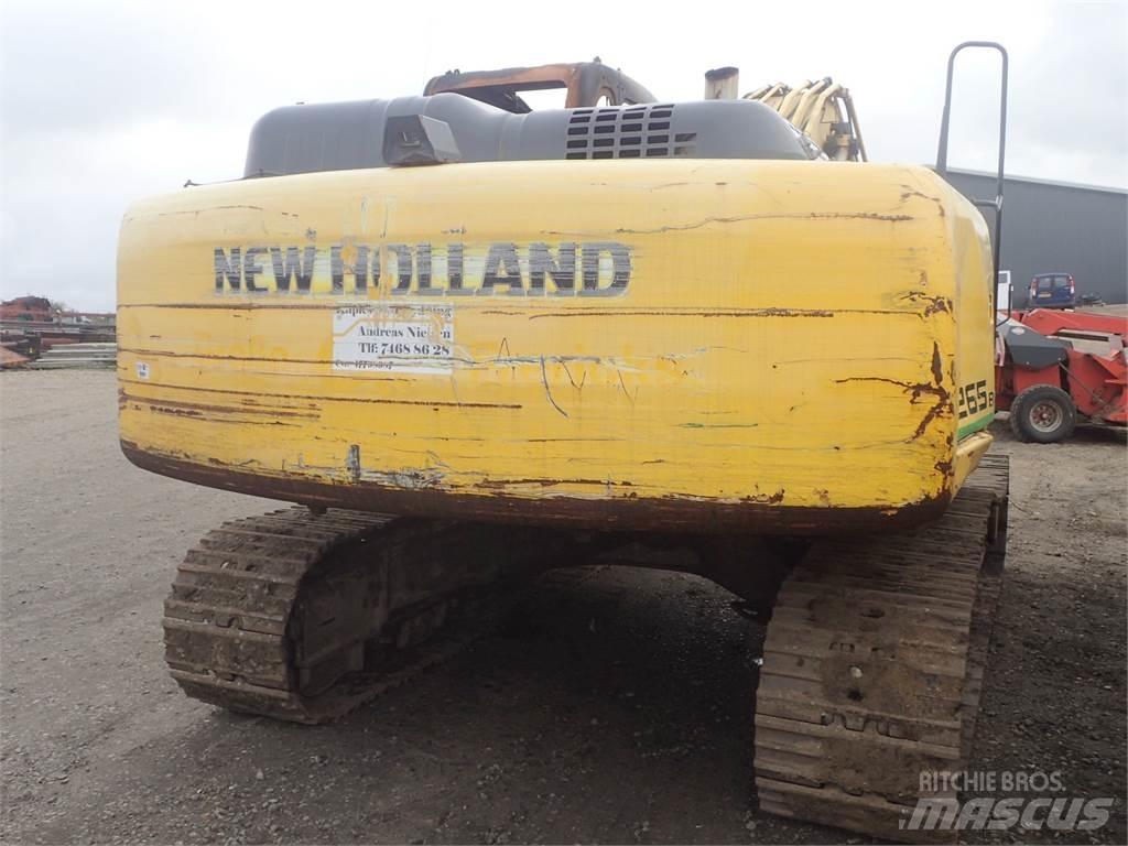 New Holland E265 B Traktoren