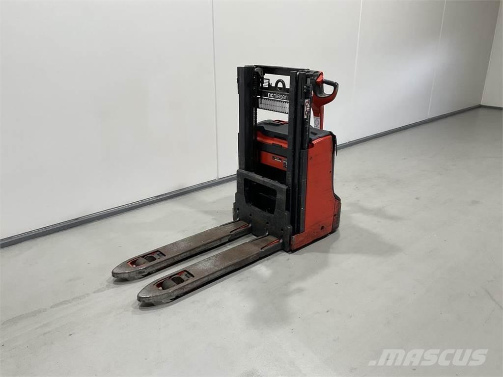 Linde D08 Selbstfahrstapler