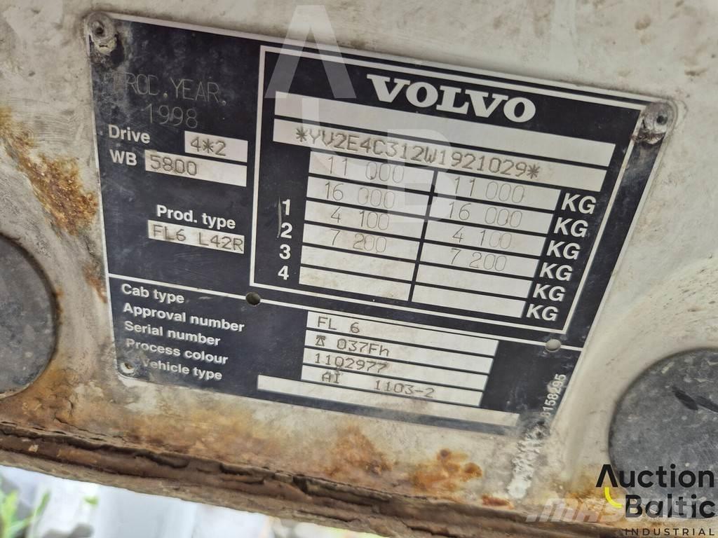 Volvo FL6 Pritschenwagen/Pritschenwagen mit Seitenklappe