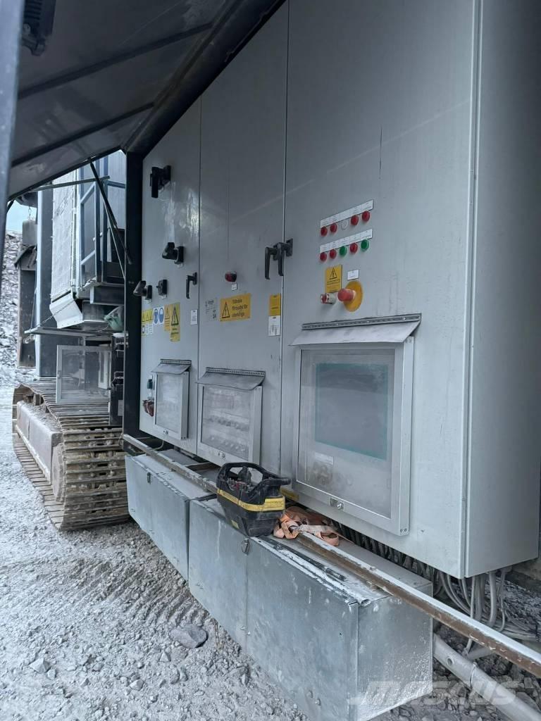 PJ JONSSON L 1511 Mobile Brecher