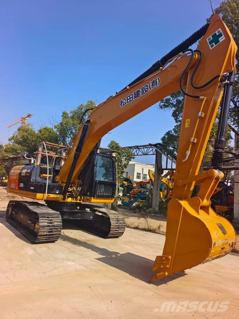 CAT 320 D2L Raupenbagger