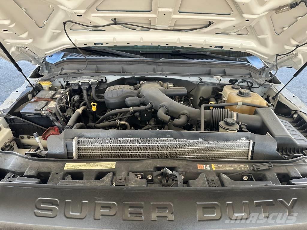 Altec AT 235 LKW-Arbeitsbühnen